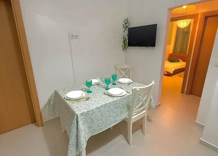 3 Bedroom In Portimao, Algarve By Salam *