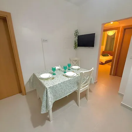 3 Bedroom In Portimao, Algarve By Salam *